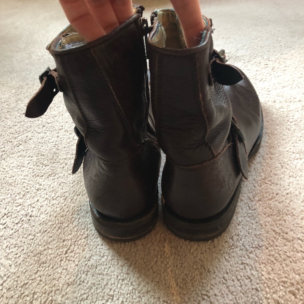 Dark brown short Frye veronica boots - Picture 3 of 4